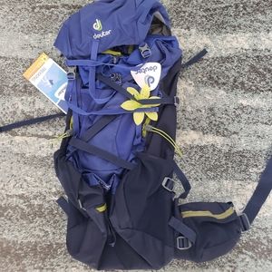 Deuter Aircontact Lite 35+10 SL Backpack for Hiking and Mountaineering